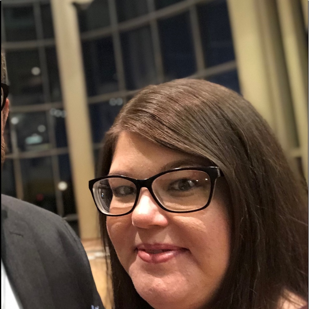 Meet your Posher, Jillian